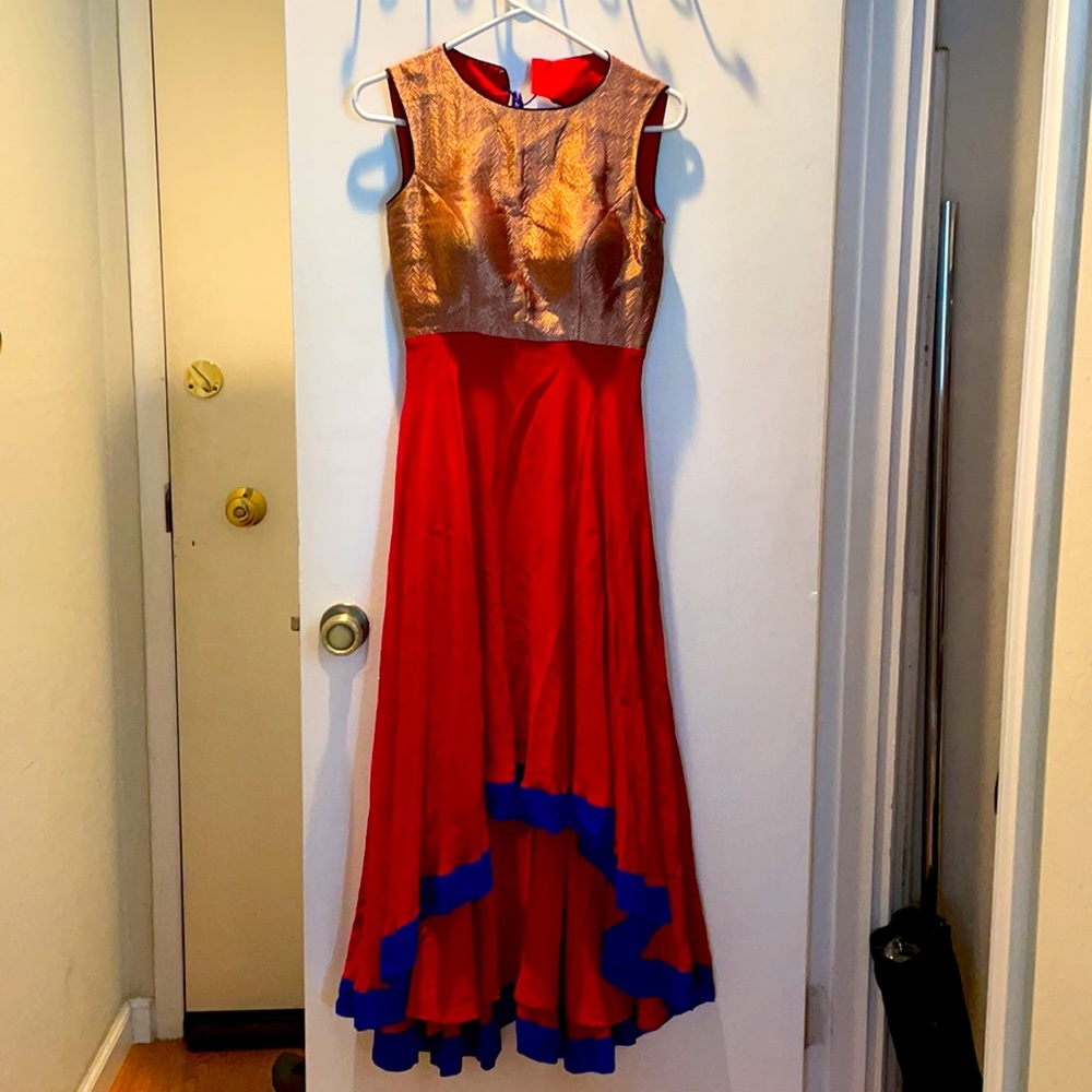 SEXY hi-lo hemline + open back